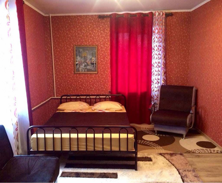 Аренда квартир в бишкеке на длительный срок. Комната на сутки в бишкеке. суточный квартира бишкек для двоих. квартира на сутки объявления. бишкек снять квартиру.